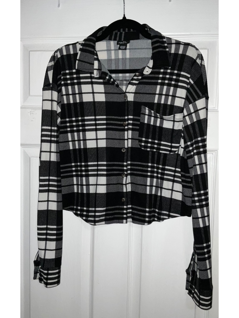 Rue 21 Plaid Top very soft Medium Perfect Condition never worn just tried on